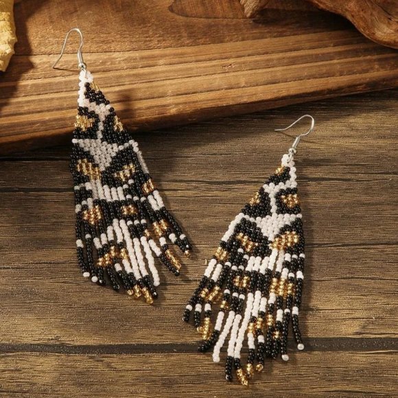 ⭐️❤️❤️ FREE Beaded Leopard Cheetah Tassel Fringe Hipster Hippie Artsy Earrings - Picture 4 of 9